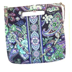 Vera Bradley’s Slotted Clutch / Shoulder Bag